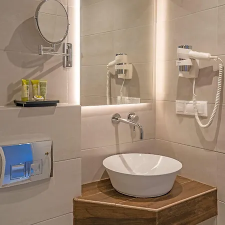 Mirabel Citycenter Hotel