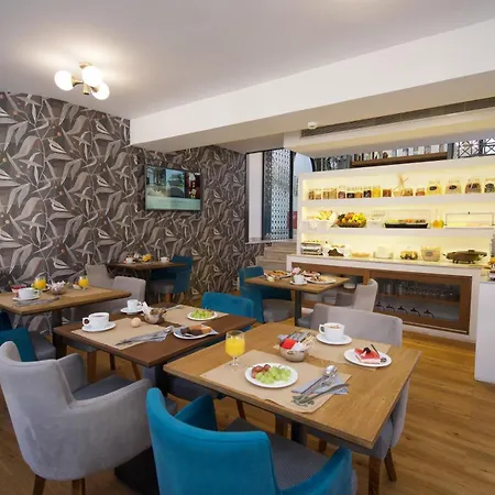 Mirabel Citycenter Otel Argostolion